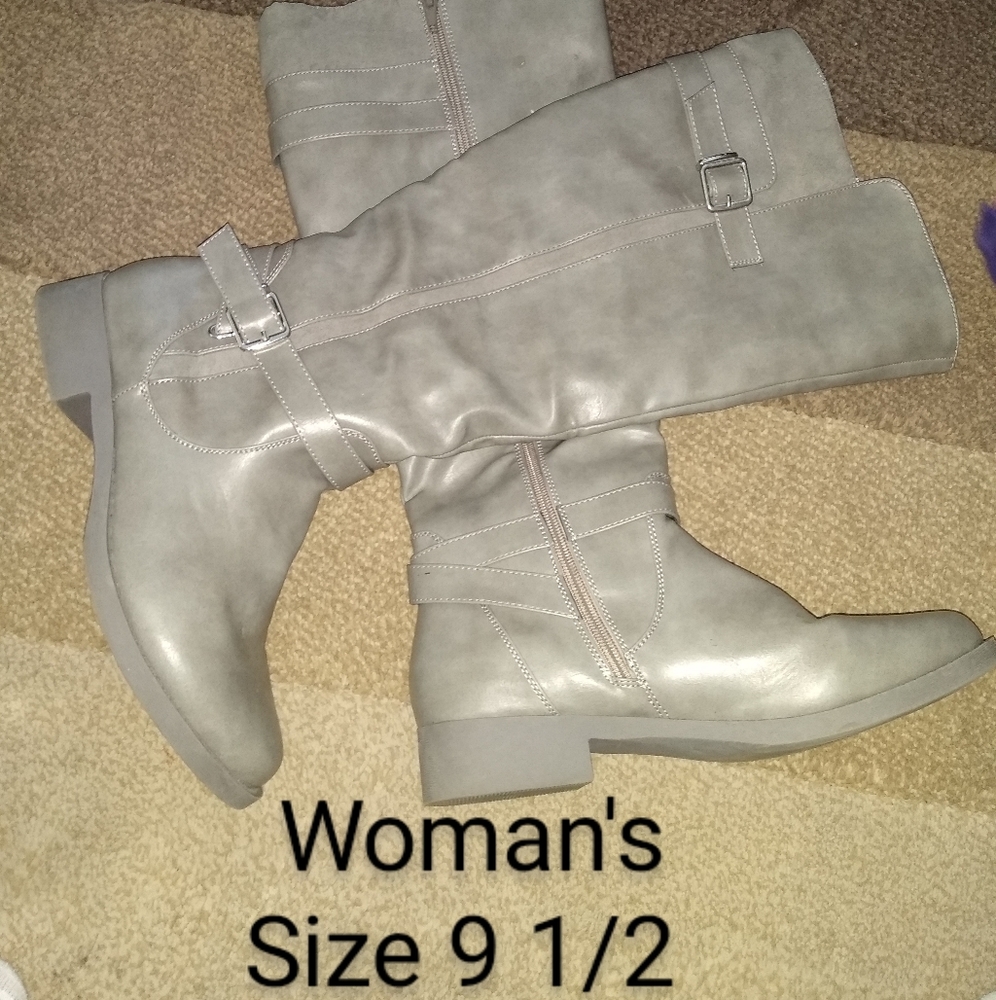 Woman's Knee High Boots